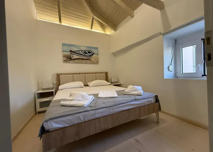 Woodhome